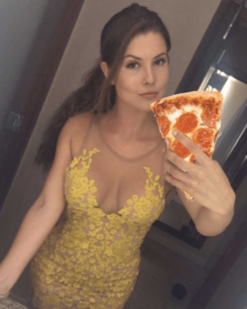Selfie s pizzou aneb královna instagramu už je jasná