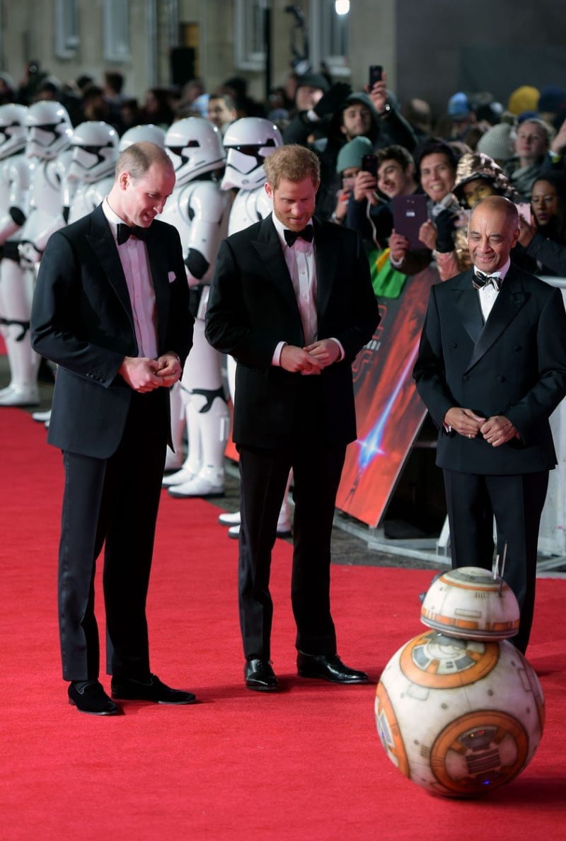 Princ Harry a William - Star Wars 4