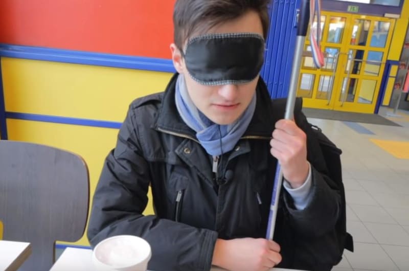 Youtube zkusil, jaké je být slepý 4