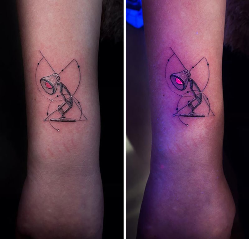 Fosforová tetování, která vyniknou až pod UV lampou 21