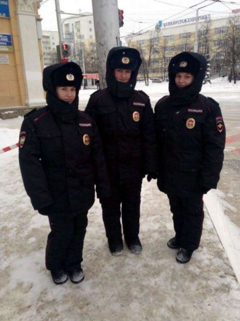 Ruské sexy holky v uniformách - Obrázek 11