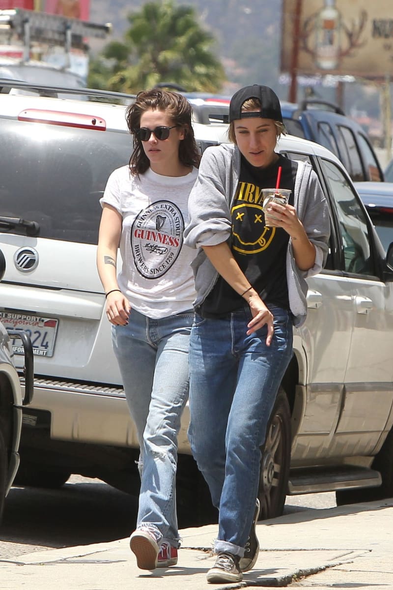 Vztah potvrdila už i matka Kristen Stewart.