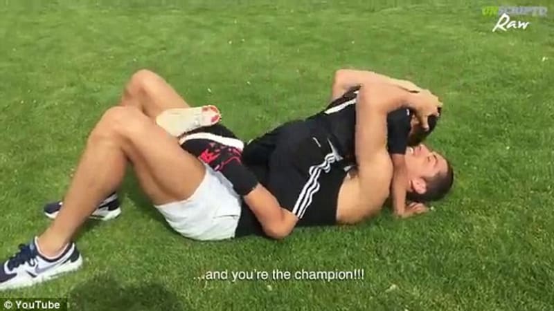 Cristiano Ronaldo trénuje se synem - Obrázek 5