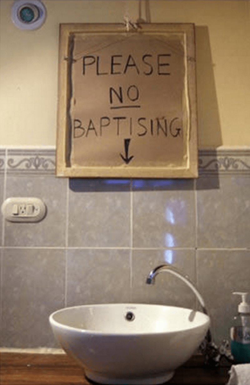 Tady prosím nekřtěte.