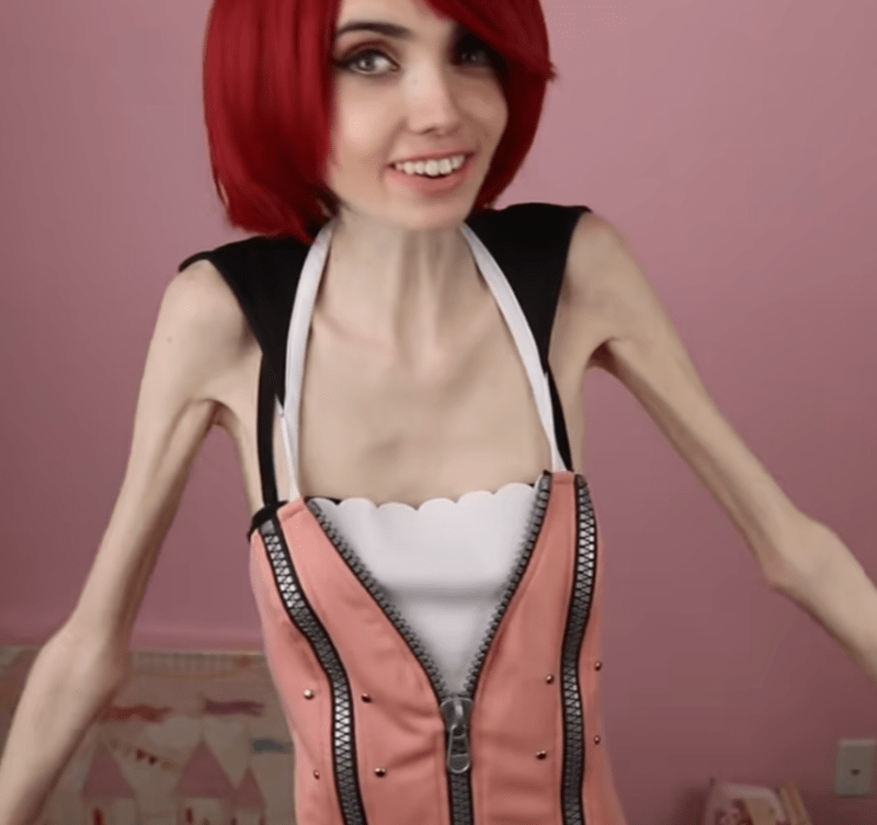 Youtuberka propaguje anorexii 3