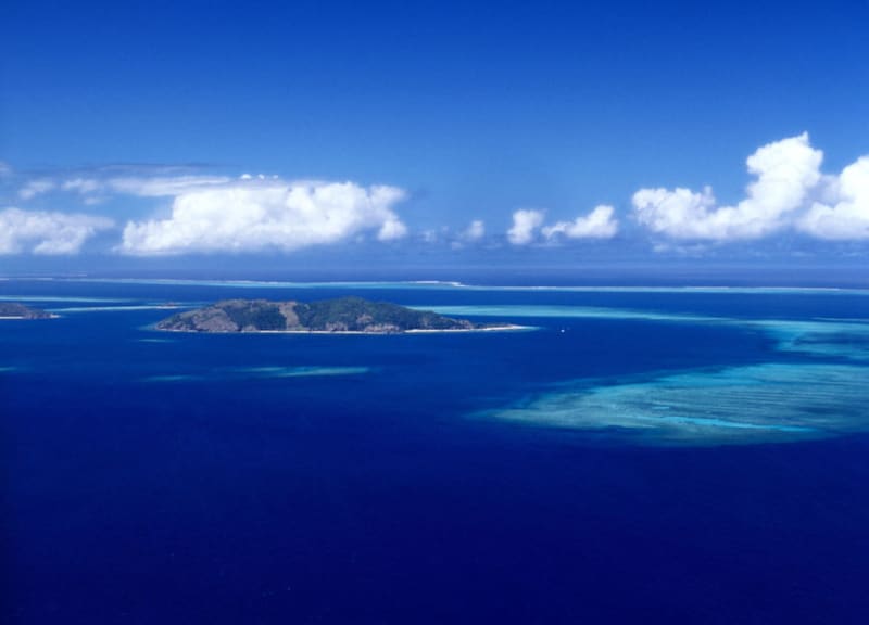 Letecký pohled na jeden z ostrovů