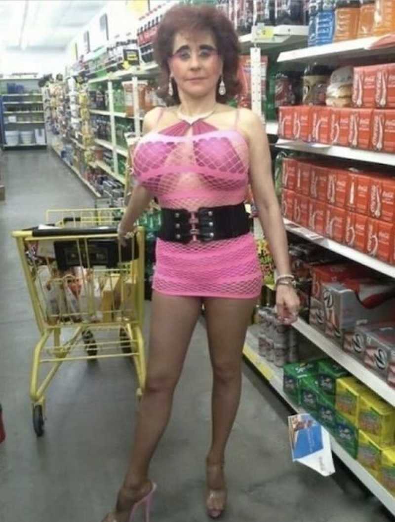 Nejhorší outfity v supermarketu 4