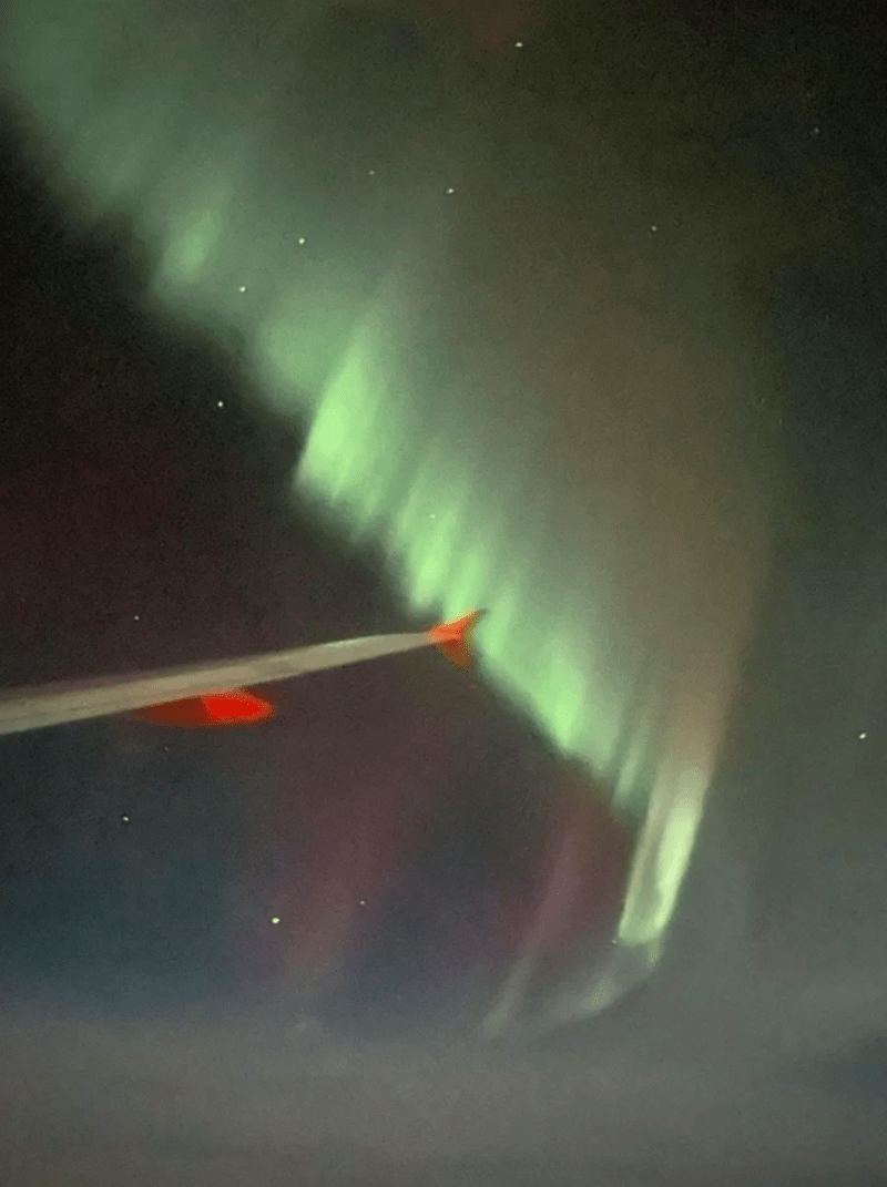 Pilot umožnil cestujícím vidět polární záři 3