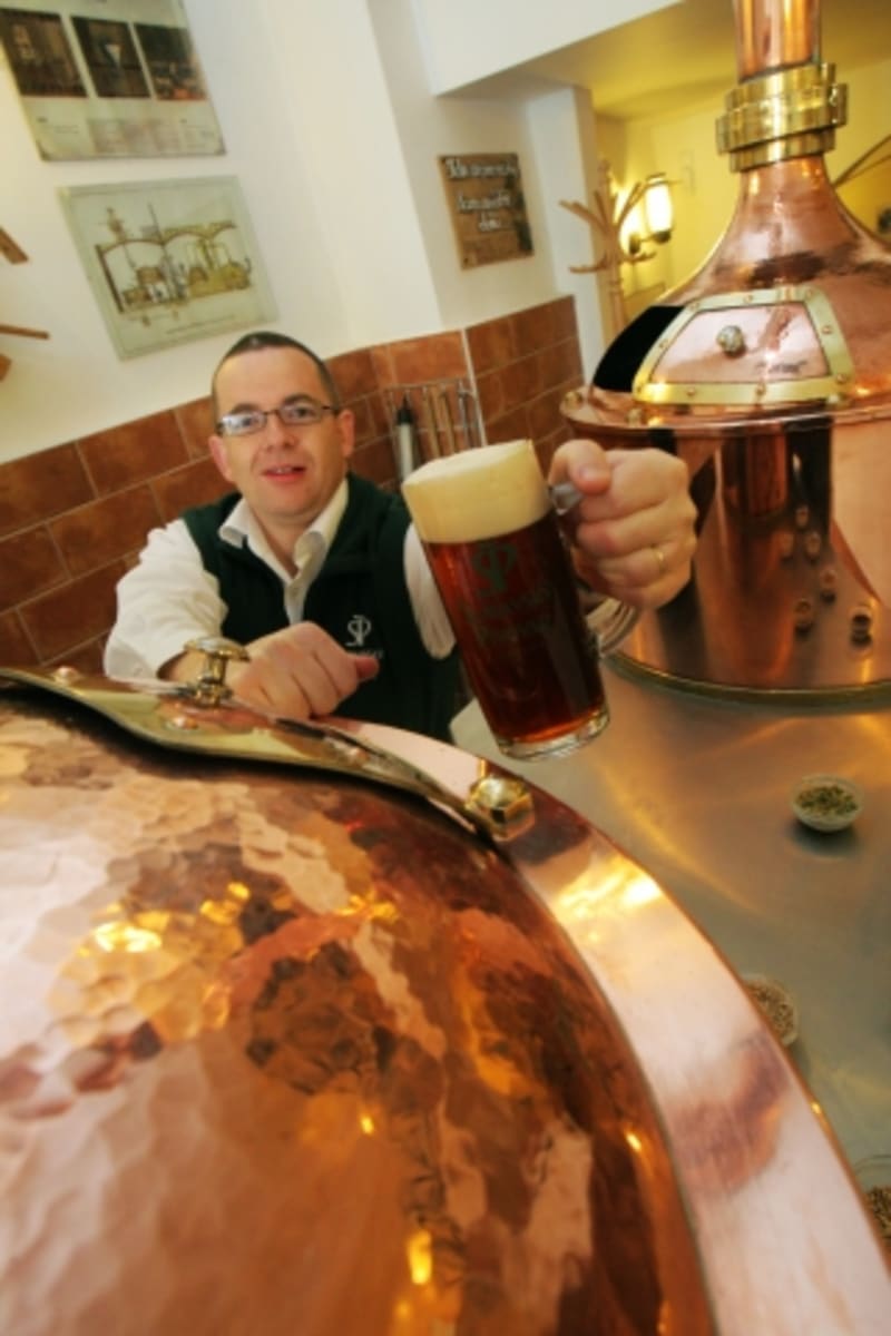 Šumavský pivovar ve Vimperku vaří pivo označené jako originální šumavský produkt. Pivo se přitom ve Vimperku vařilo už od 16. století, takže tam má svou dlouholetou tradici.