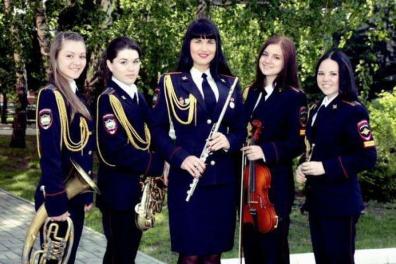 Ruské sexy holky v uniformách - Obrázek 10