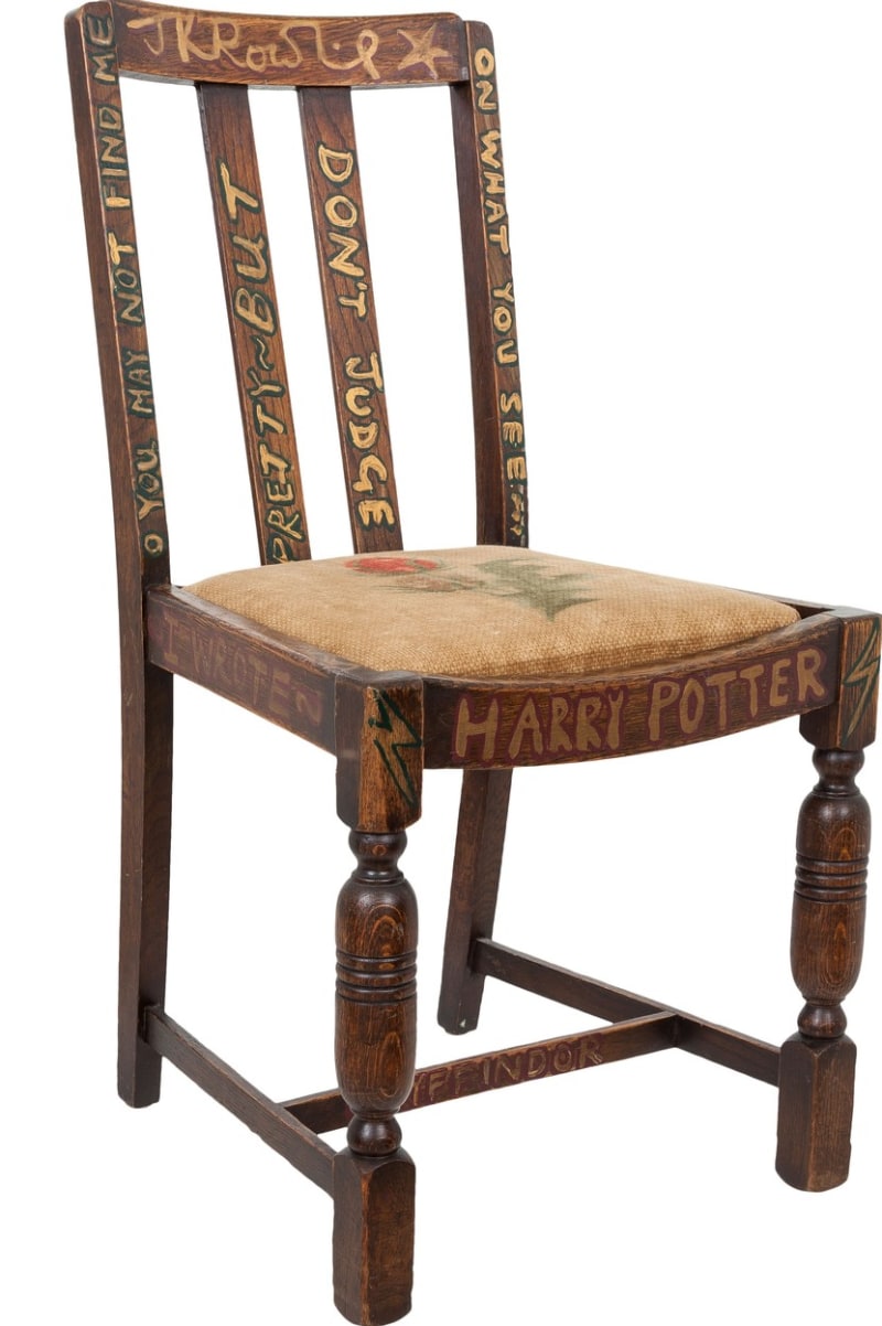 Židle, na které Rowlingová napsala Harryho Pottera - Obrázek 1