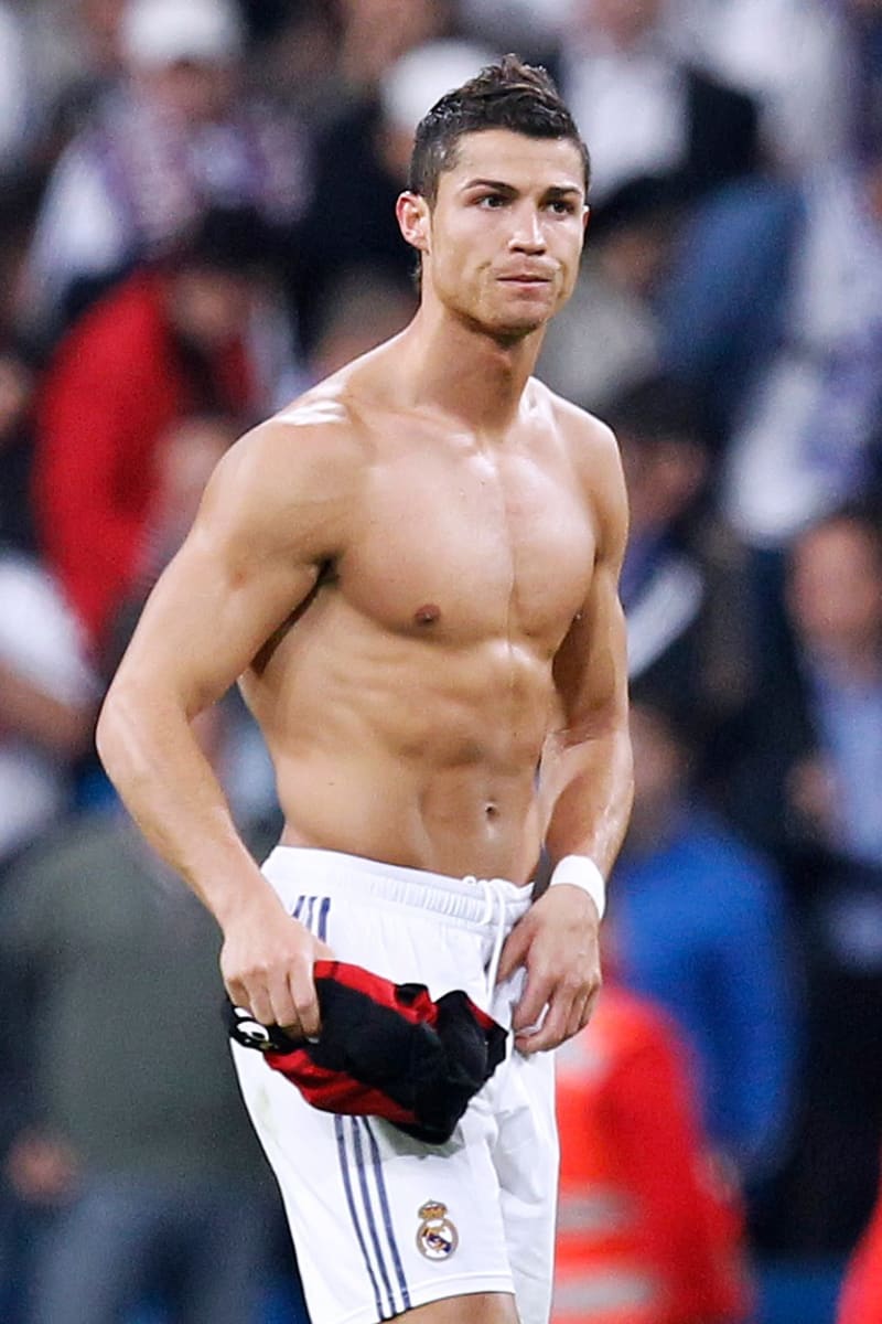 Cristiano Ronaldo je nejlépe placeným sportovcem roku.