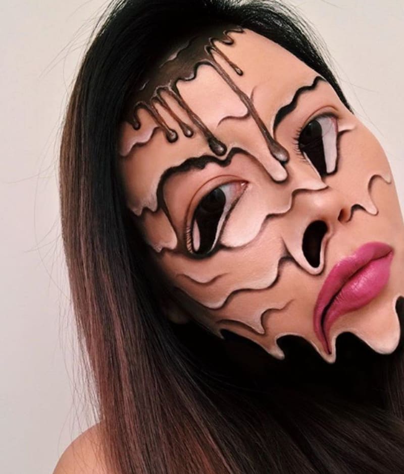 Umělkyně vytváří pomocí make-upu úžasné iluze na obličeji 12