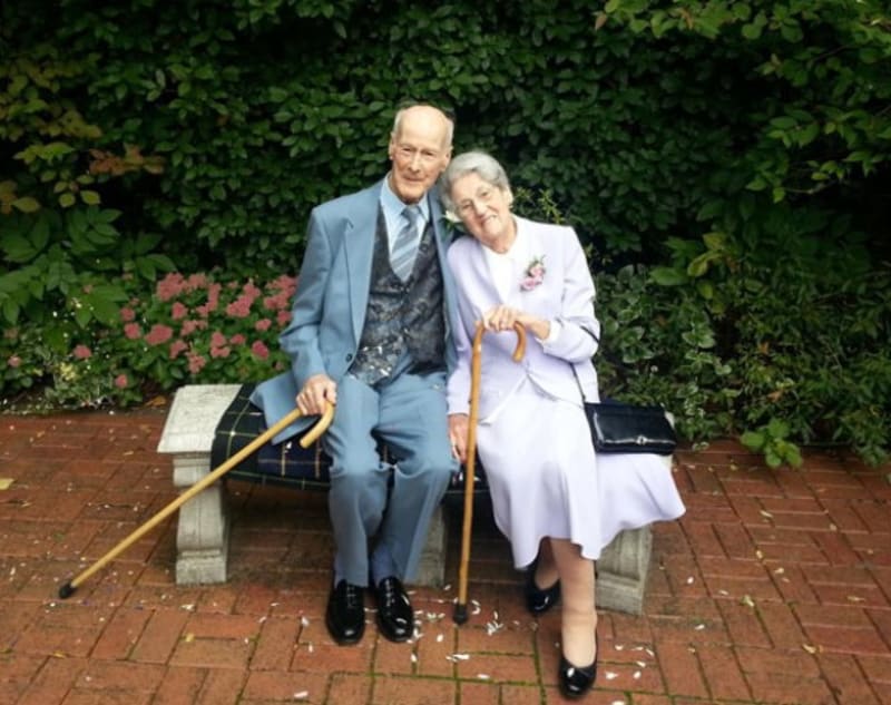 98letý Ted se žení se svou milou Jean