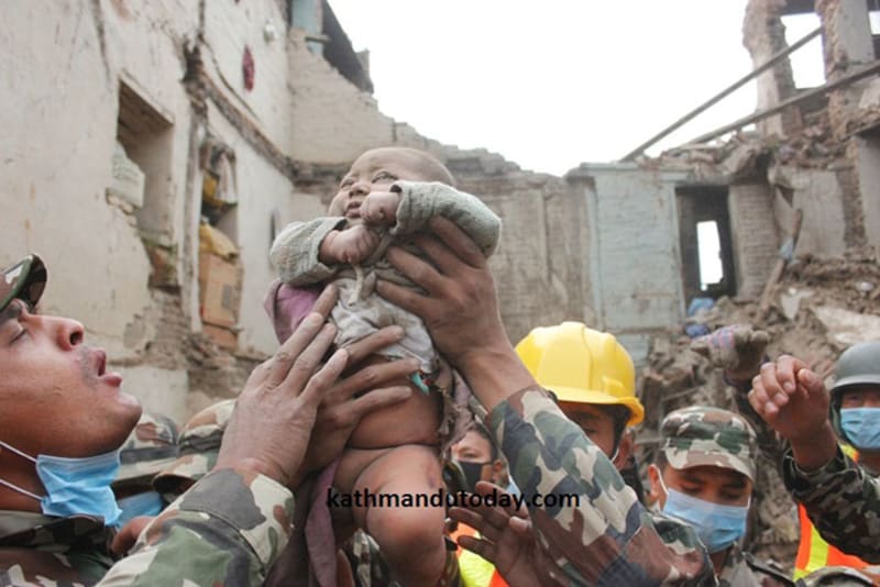 Zachráněné čtyřměsíční miminko z Nepálu. - Obrázek 5