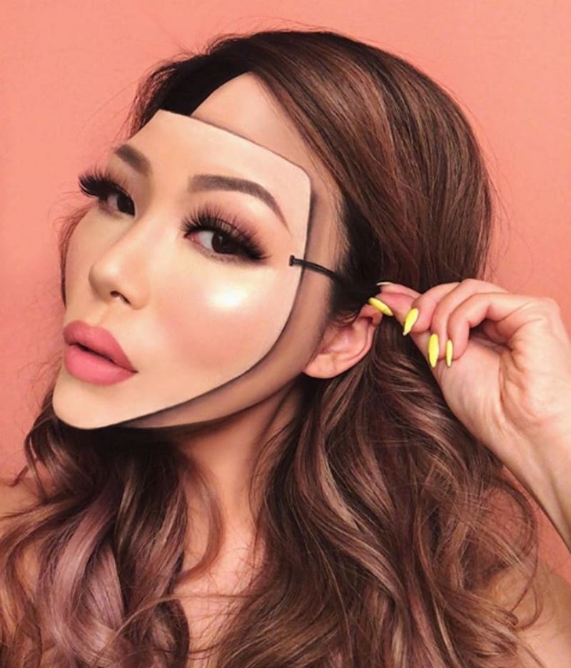 Umělkyně vytváří pomocí make-upu úžasné iluze na obličeji 4