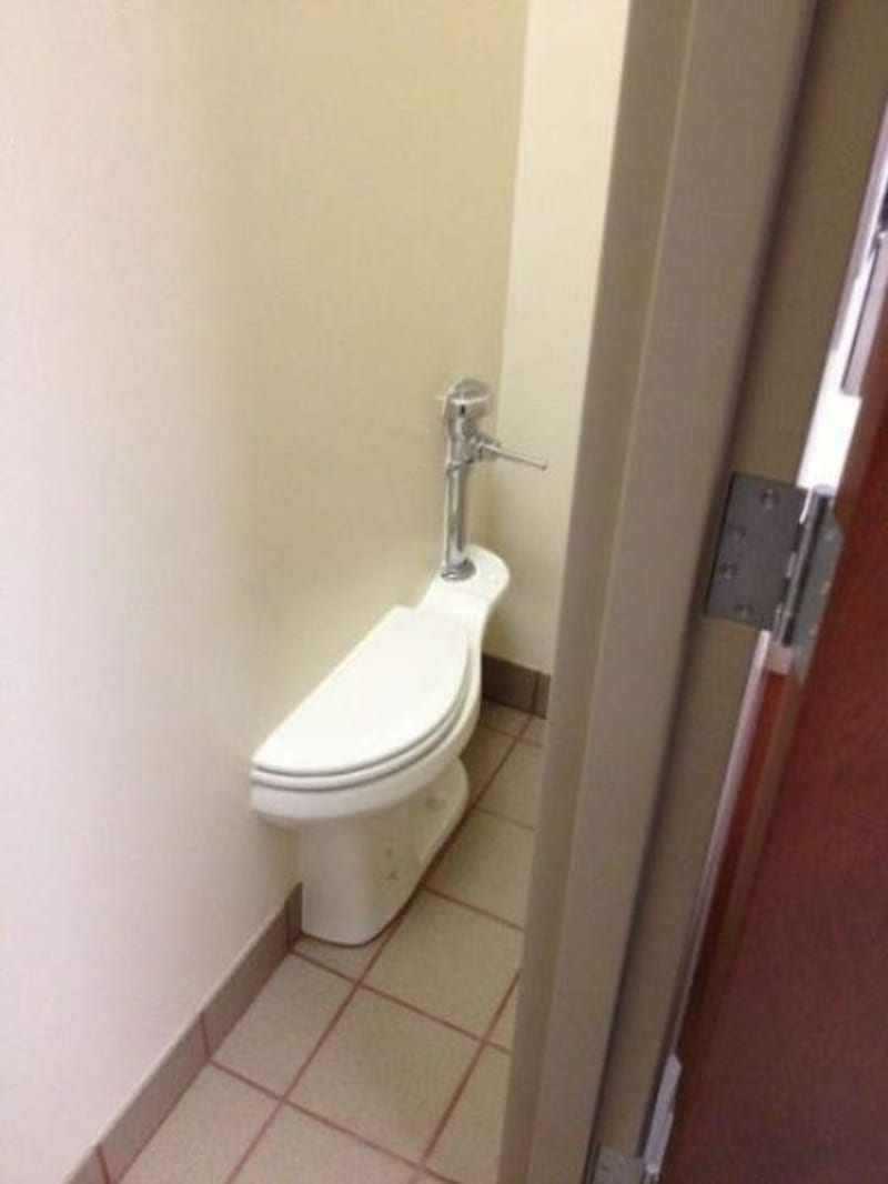 To je asi WC jen "na malou"