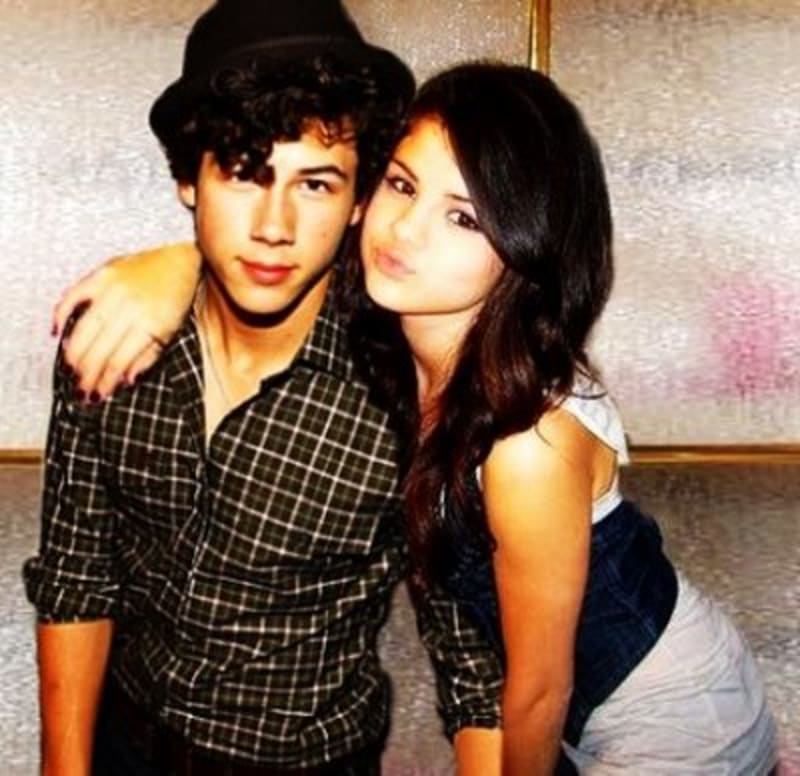 Selena Gomez s Nickem Jonasem před lety.