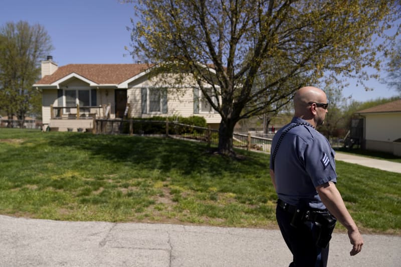 Šestnáctiletý Ralph Yarl si spletl adresu, majitel domu ho postřelil do hlavy.