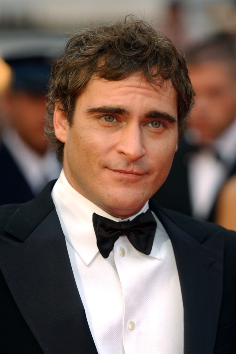 Joaquin Phoenix (45)