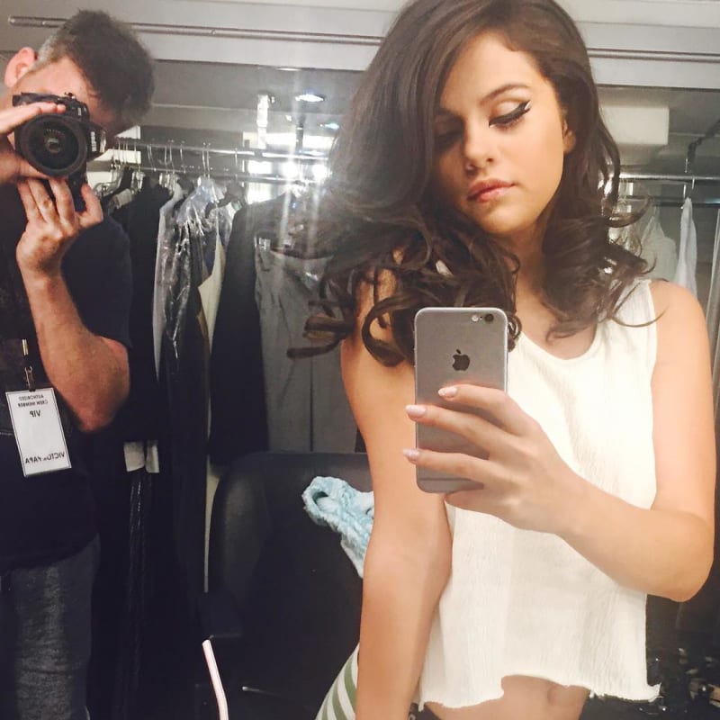 15 nejvíc sexy fotek Seleny Gomez na Instagramu - Obrázek 10