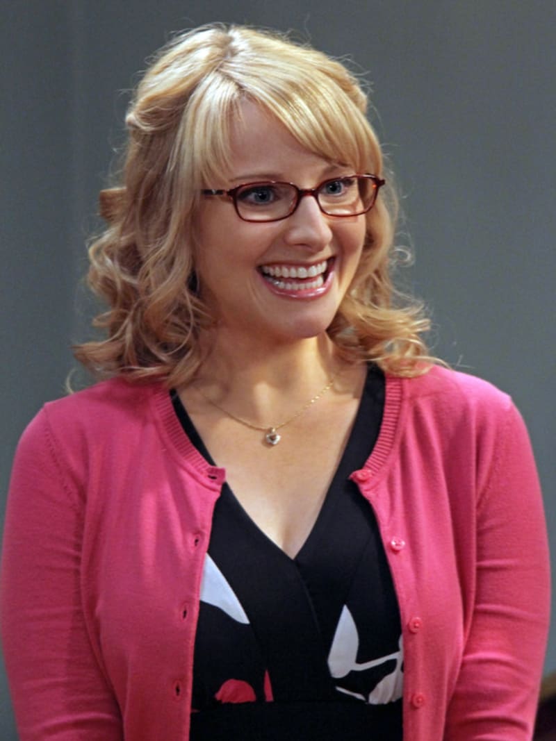 Melissa Rauch jako Bernadette.