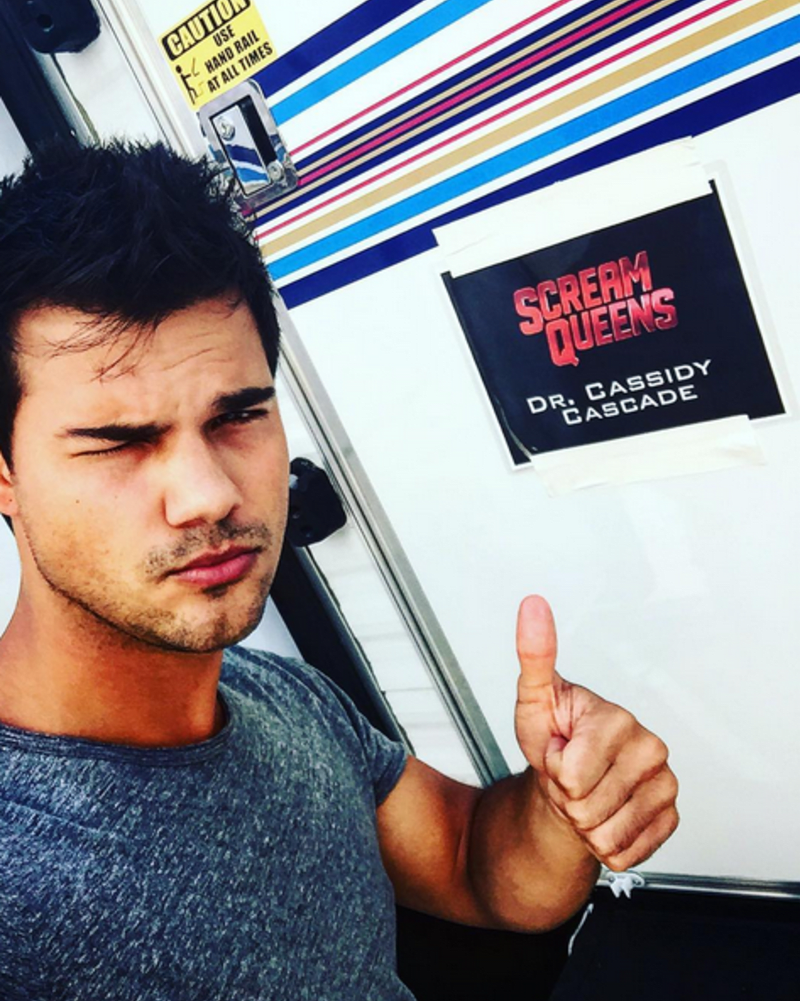Taylor Lautner na setu Scream Queens