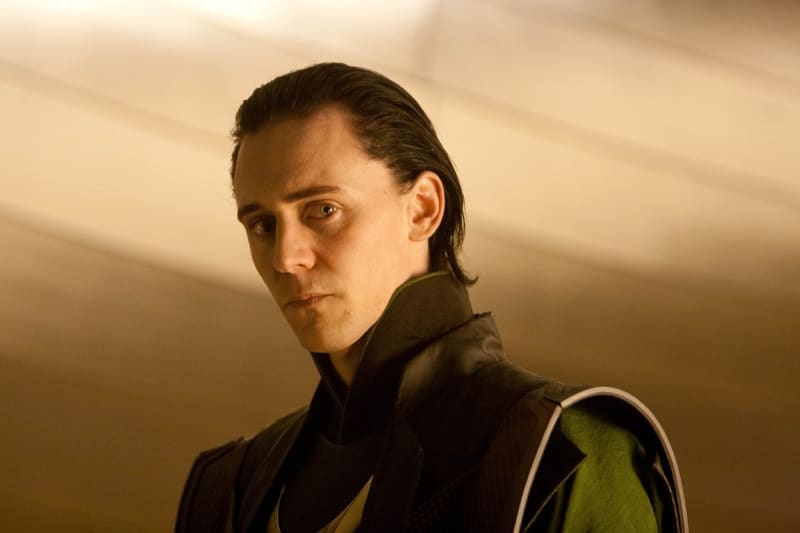 Tom Hiddleston si v Avengerech zahrál Lokiho