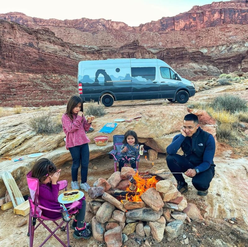 Tahle rodina se cestování s dětmi nebojí