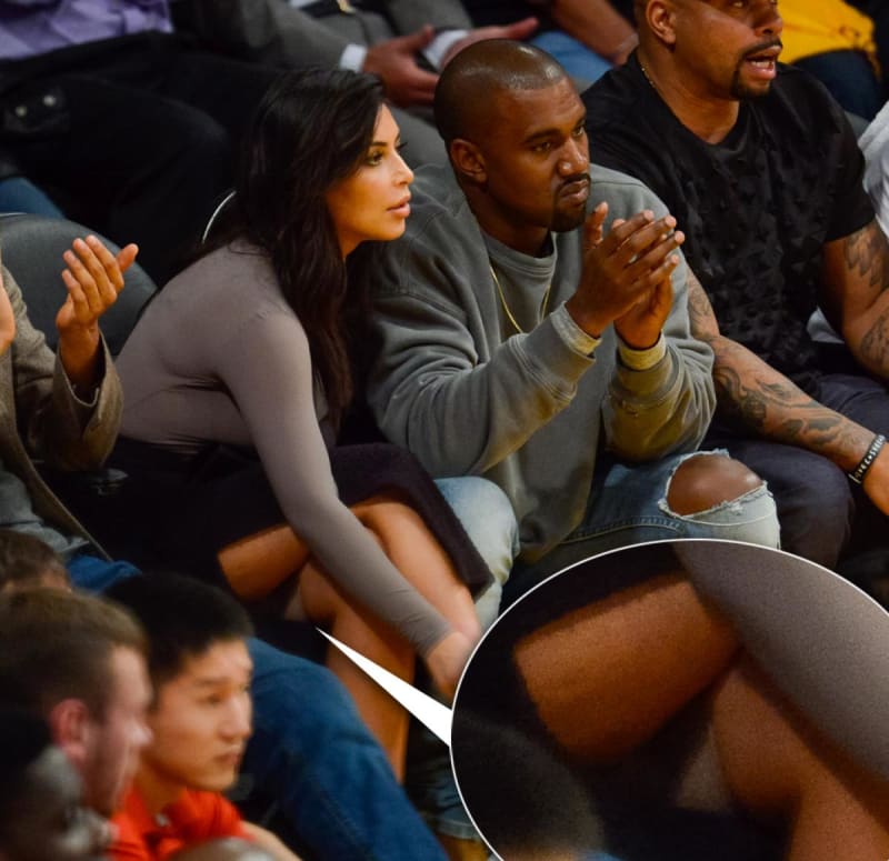 I celebrity mají občas problém s oblečením - Kim Kardashian s manželem a se stahovacími kalhotkami na basketu