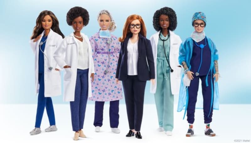 Nová kolekce Barbie panenek má mladou generaci inspirovat ke kariéře v oboru přírodních věd