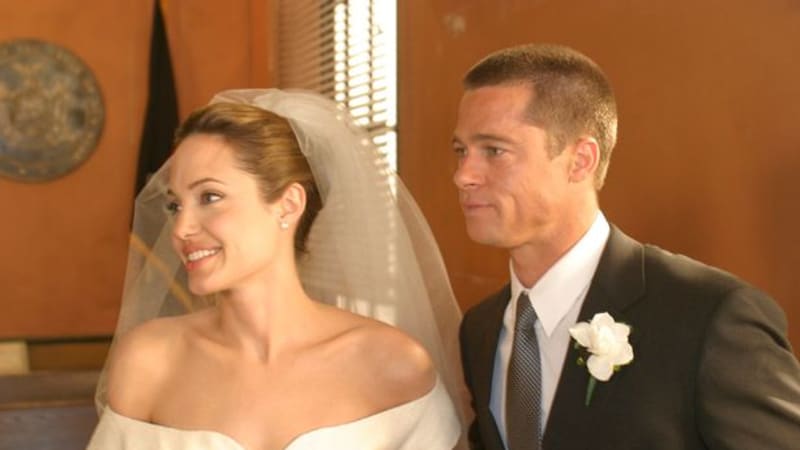 Svatba Brada Pitta a Angeliny Jolie byl propadák!