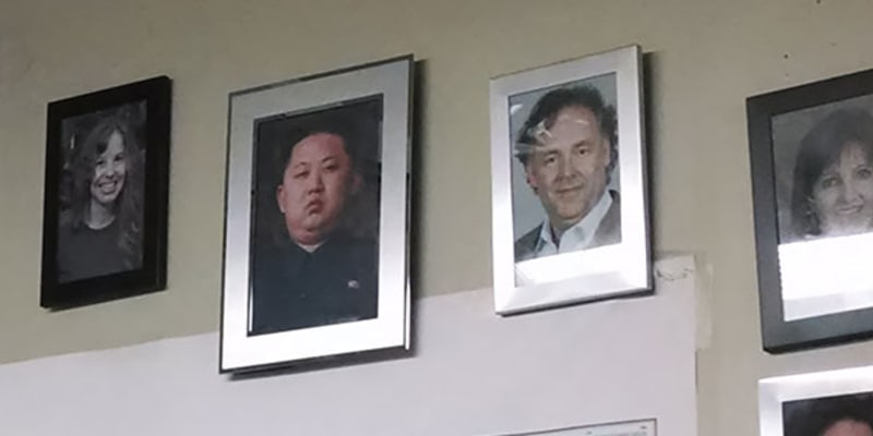 Pověste fotku Kim Čong-una mezi rodinné fotky