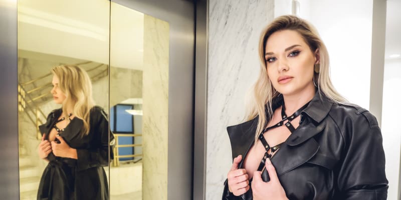 Kristýna Černá při focení do magazínu Playboy.