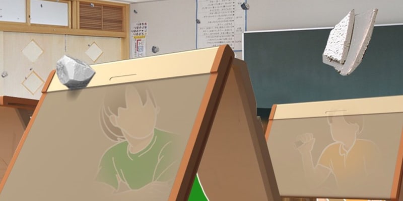 Školní lavice, která se během katastrof, jako jsou zemětřesení, změní na úkryt