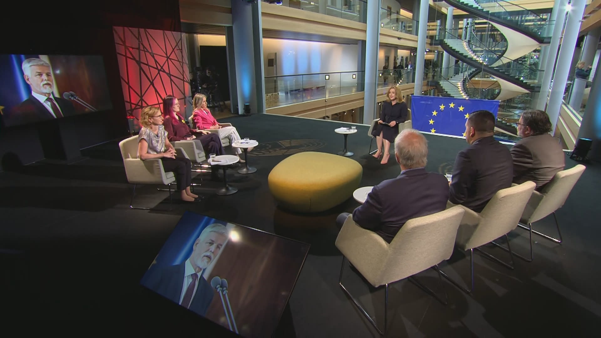 Europoslanci ve speciálním vysílání CNN Prima NEWS k zájmům Česka v EU
