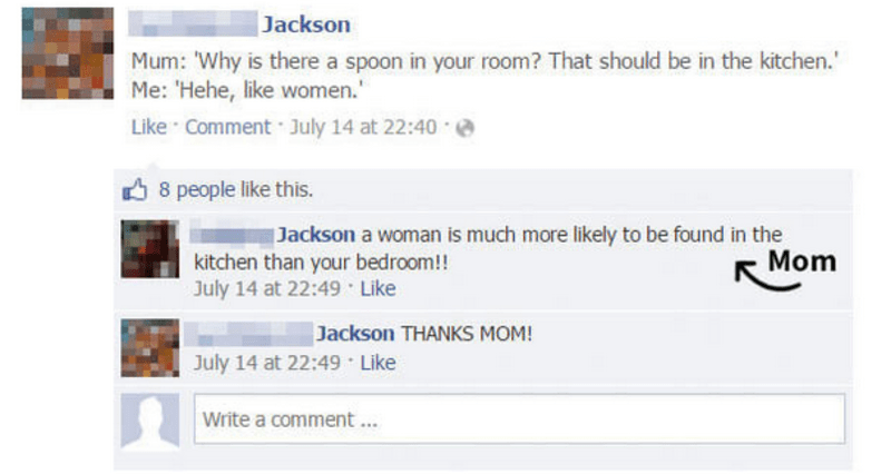 Vtipkovat na Facebooku o mámě se nevyplácí.