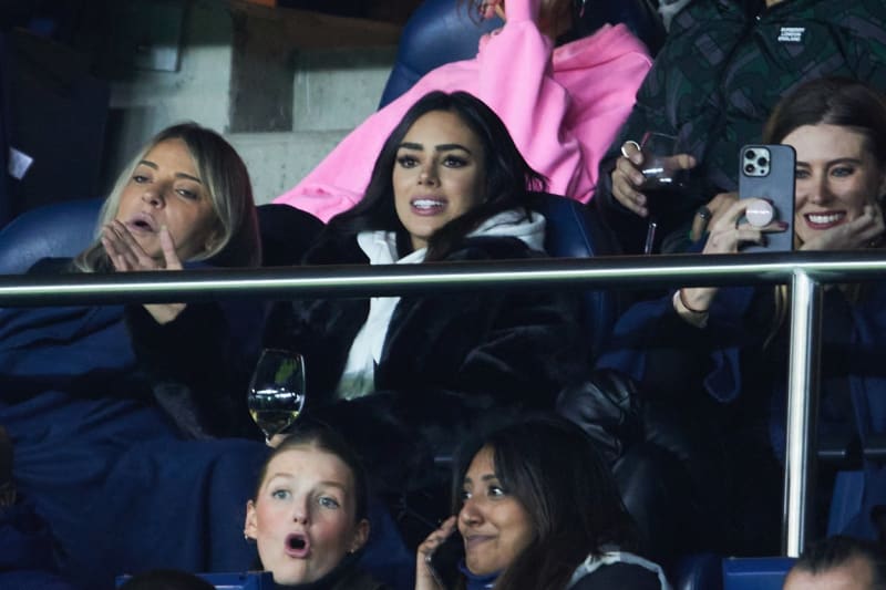 Poté, co byl spolu pár na začátku ledna znovu vyfocen, se Bruna v lednu rovněž objevila na Neymarově zápase.