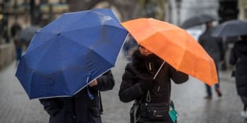 RADAR: U Prahy platí povodňová bdělost, čekají se deště. Podívejte se, jak bude o víkendu