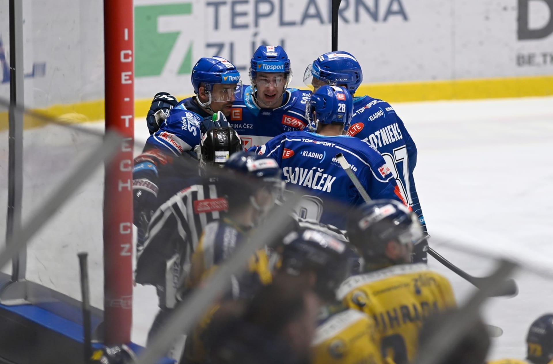 Hokejisté Kladna zvítězili ve Zlíně 1:0, sérii vyhráli 4:0 a zůstali v extralize.