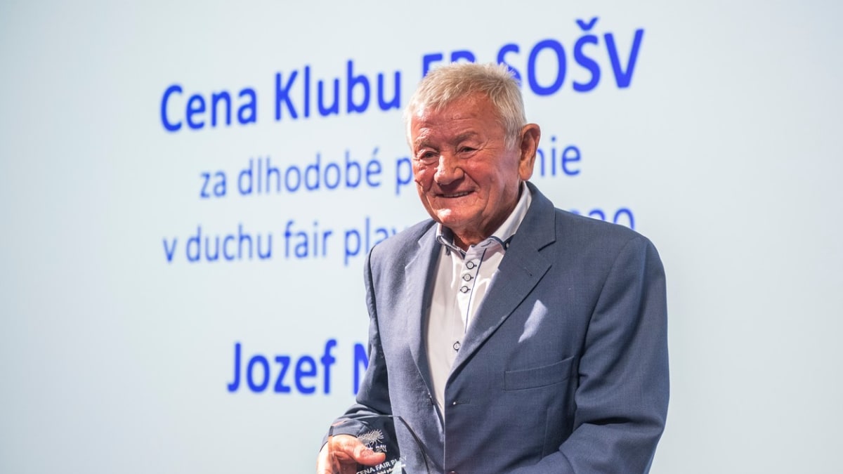 Slovenský hokejový trenér Jozef Nemec