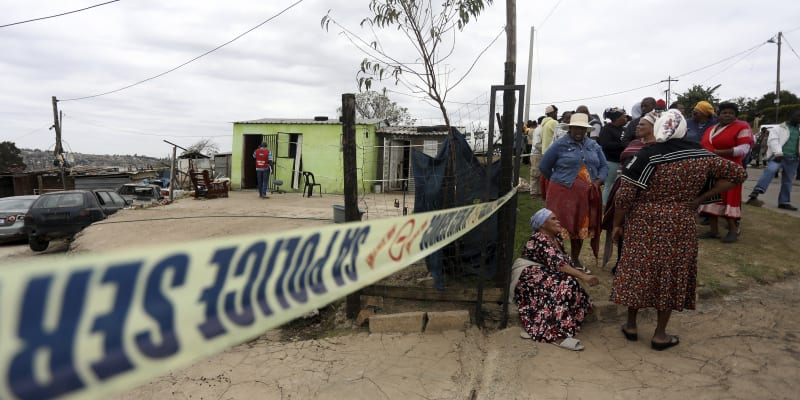 Ozbrojenci v Jihoafrické republice zastřelili deset členů rodiny, včetně chlapce.