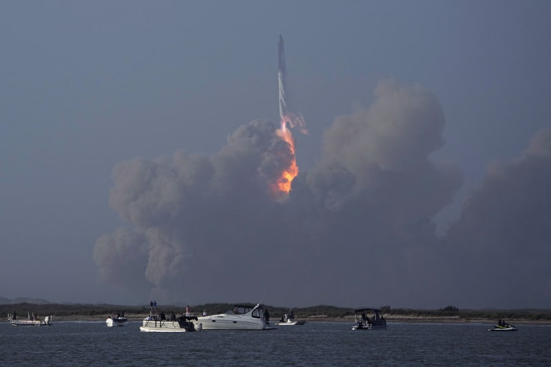 Start rakety Starship společnosti SpaceX