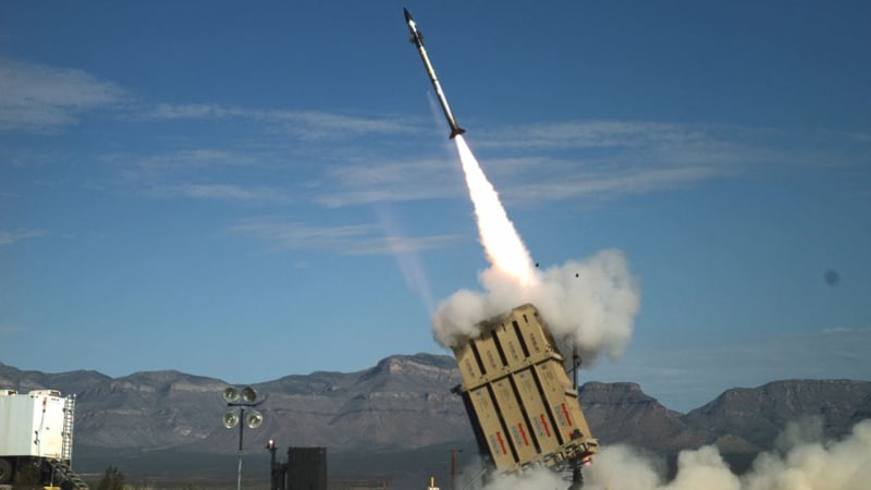 Američané budují mobilní raketovou obranu Iron Dome. Úspěšně ji už otestovali