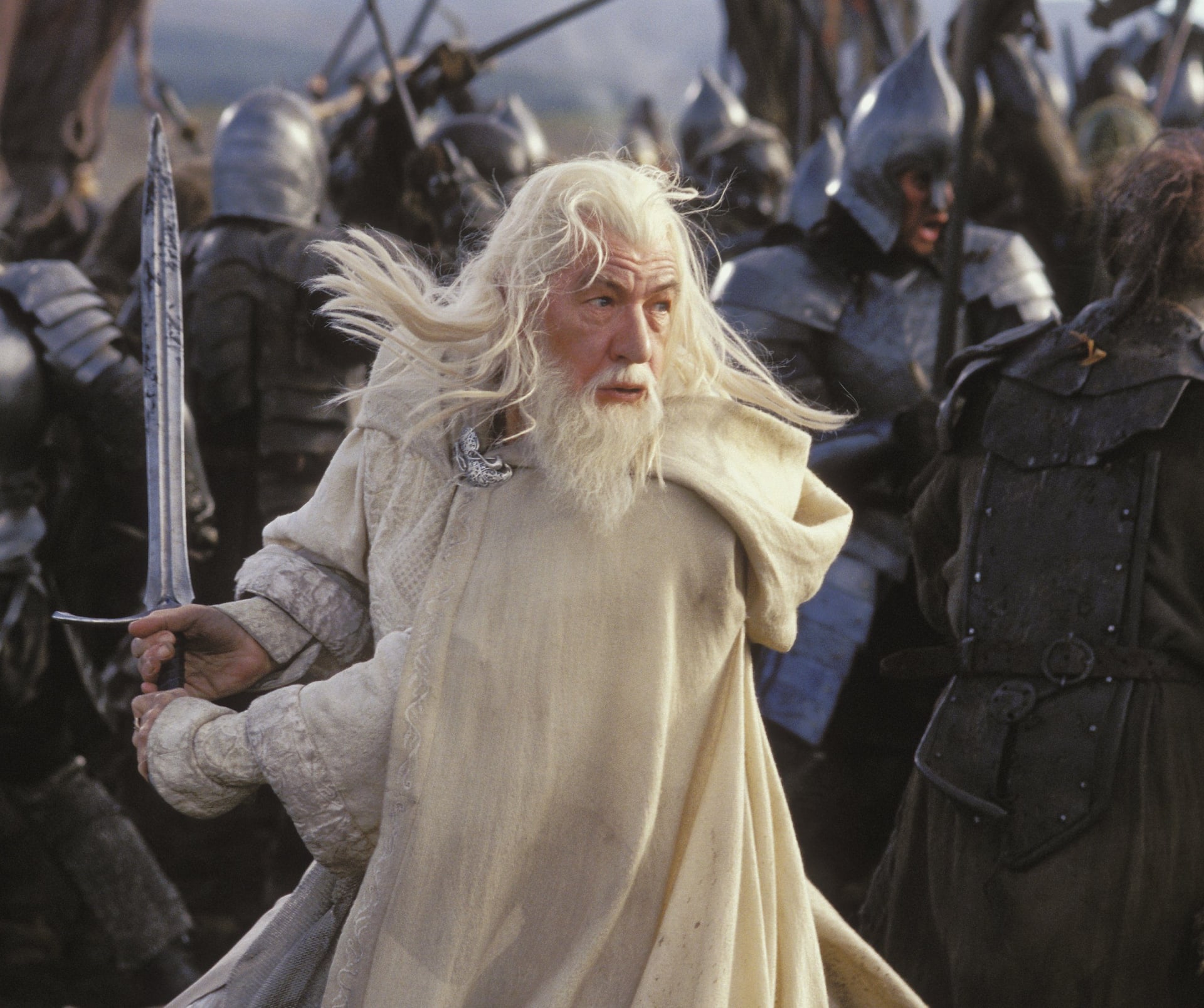 Hit TikToku! Týpek v kostýmu Gandalfa potkal Ian McKellena