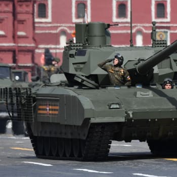 Ruská média tvrdí, že Kreml na Ukrajině nasadil své nejmodernější tanky T-14 Armata.