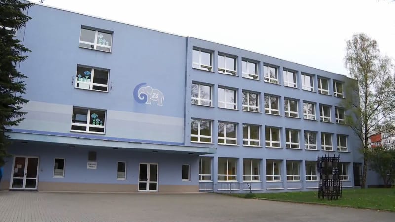 Policie na severu Moravy řeší dva případy napadení dětí ve škole