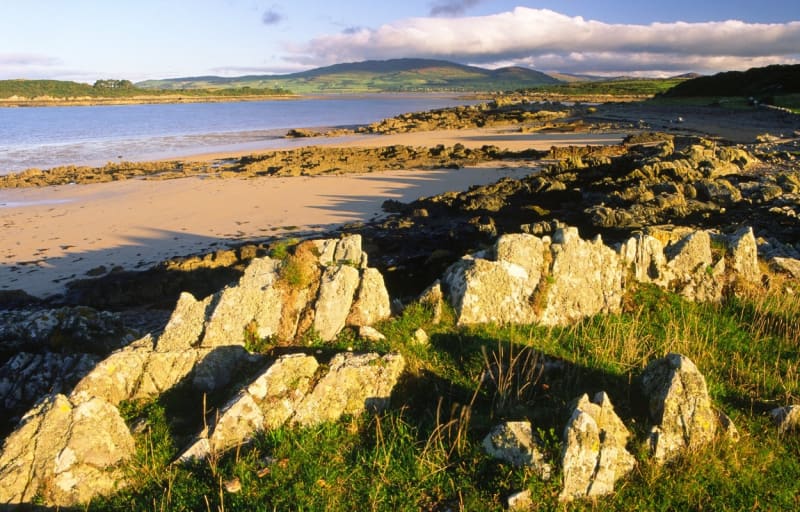 Pohled na skotský ostrov Barlocco