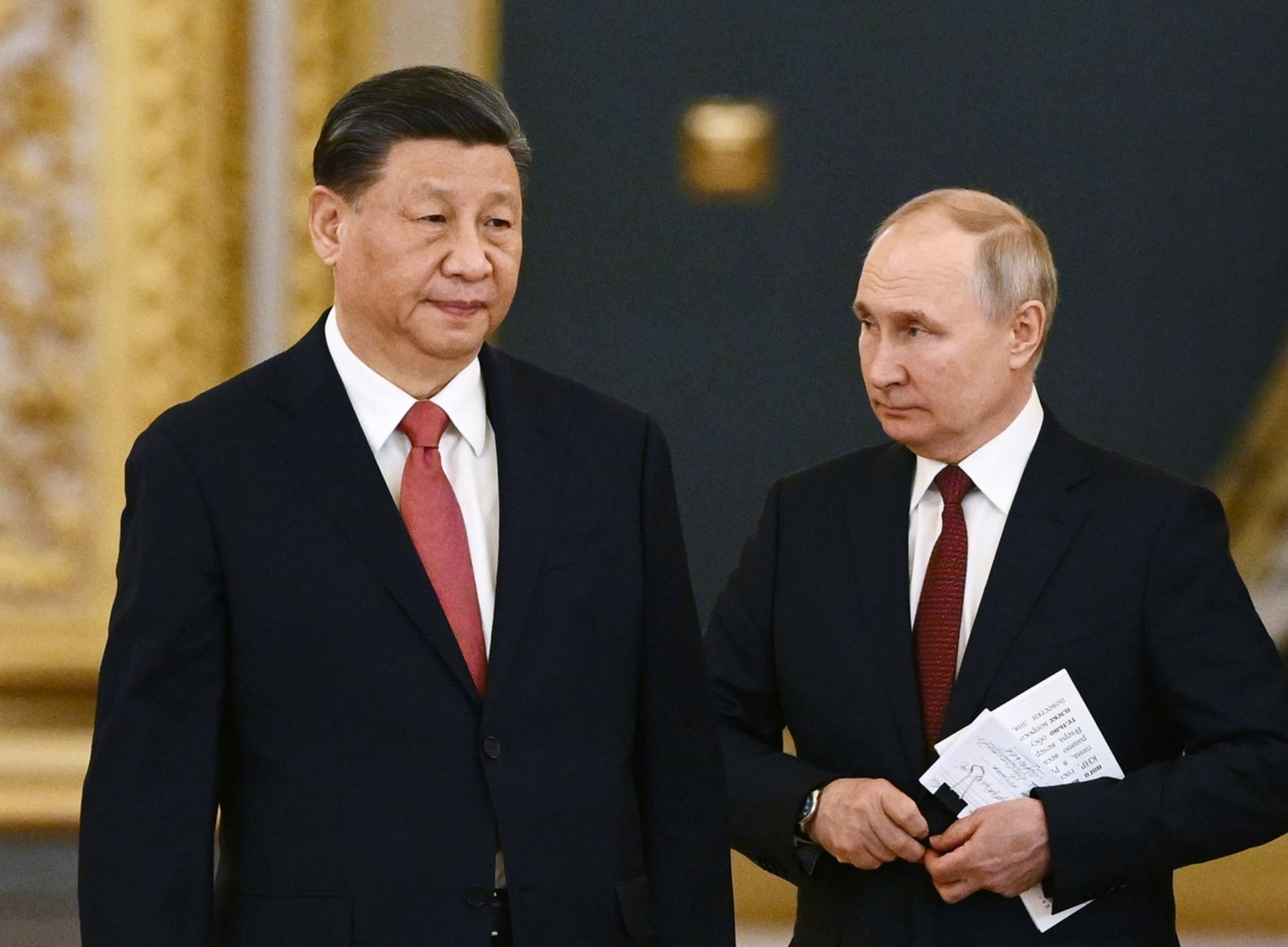 Čínský prezident Si Ťin-pching a ruský prezident Vladimir Putin