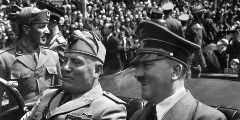 Mussolini s Hitlerem v Mnichově v červnu 1940